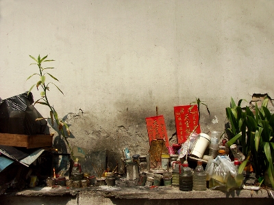 kirk pedersen urban asia photographs    Kuala Lumpur Altar   2007